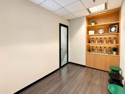 Ngee Ann City (D9), Office #623537721